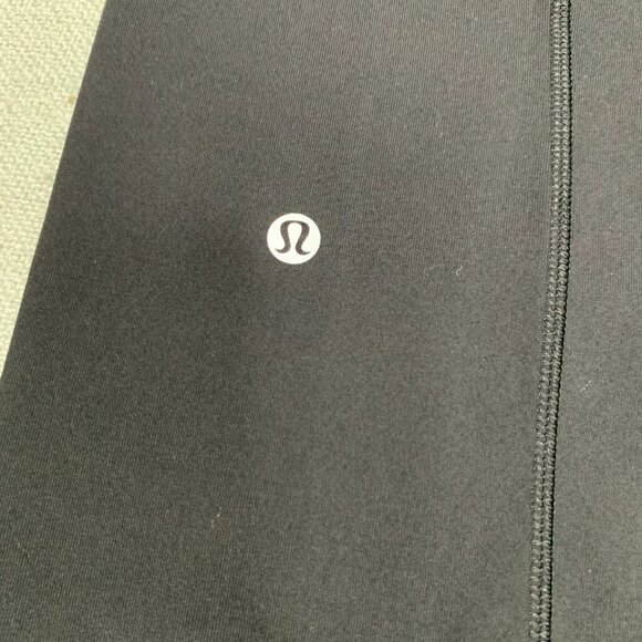 Lululemon NWT Define Mid-Rise Track Pant Luon M Black - Picture 5 of 14